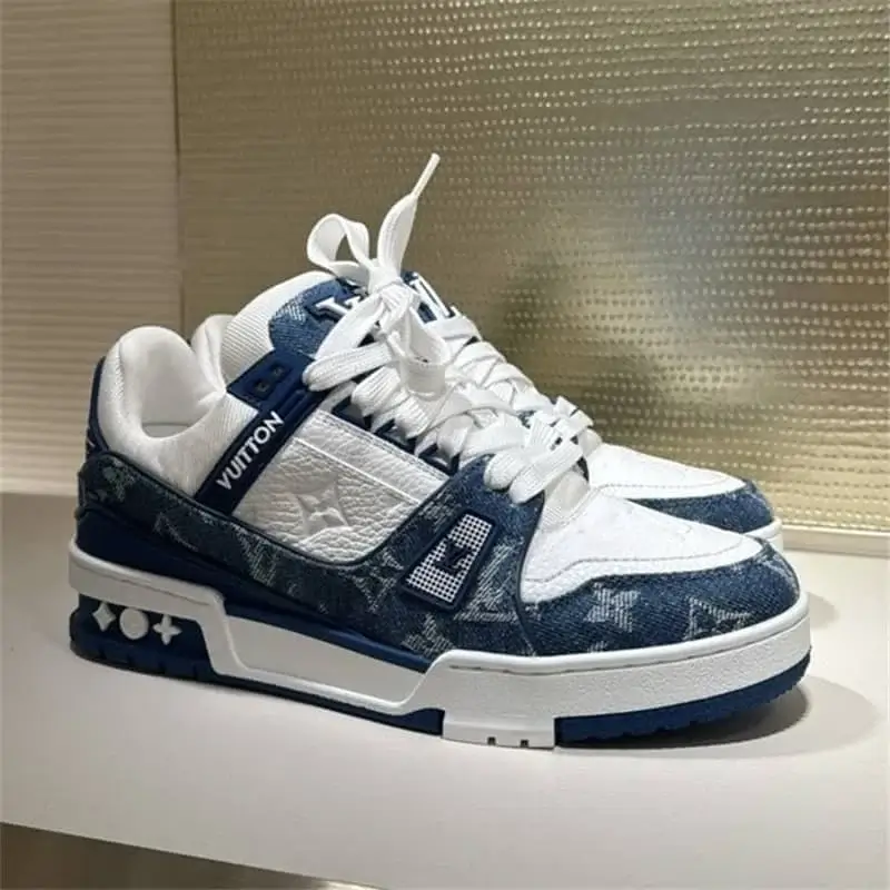 LV men's fashion sneakers classic monogram pattern white thick sole design trendy casual shoes